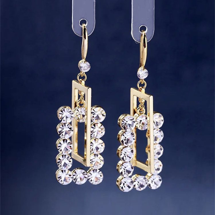 Geometric Rectangular Zircon Earrings