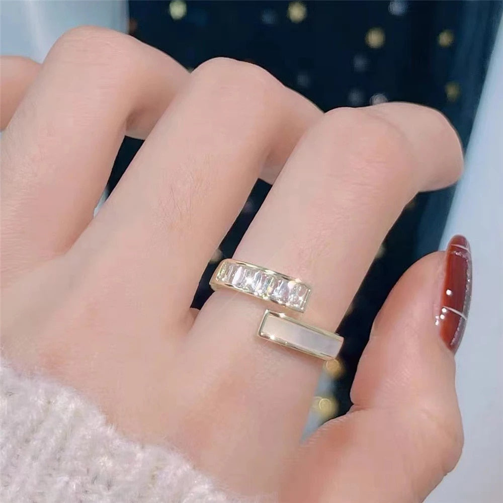 Light Finger Ring
