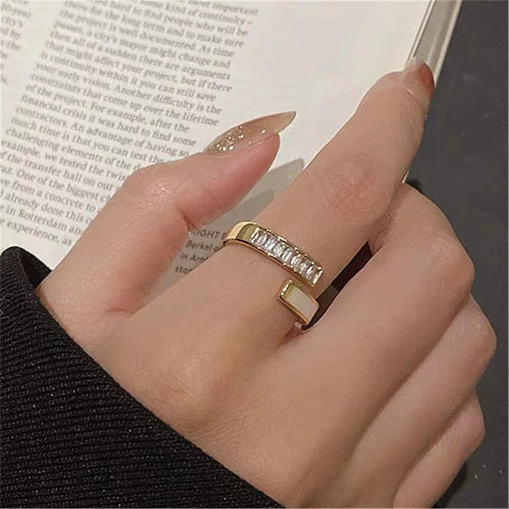 Light Finger Ring