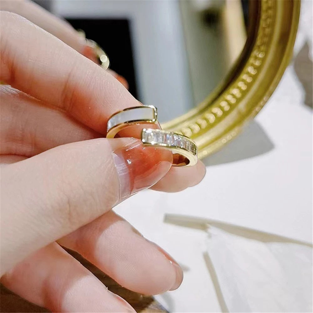 Light Finger Ring