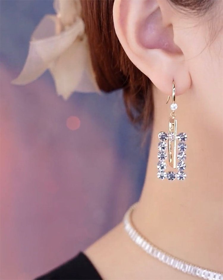 Geometric Rectangular Zircon Earrings